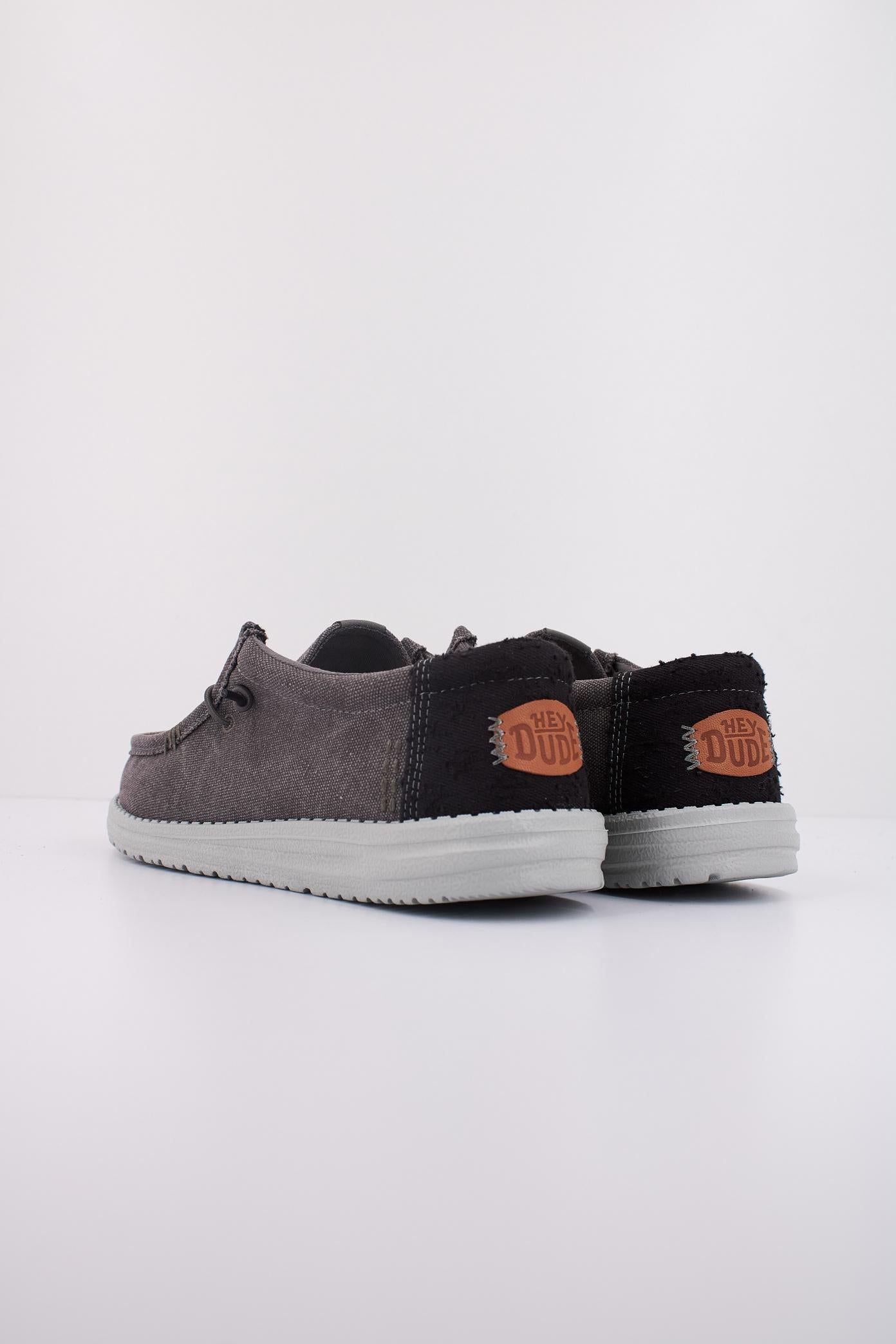 HEY DUDE WALLY WORKWEAR en color GRIS (4)