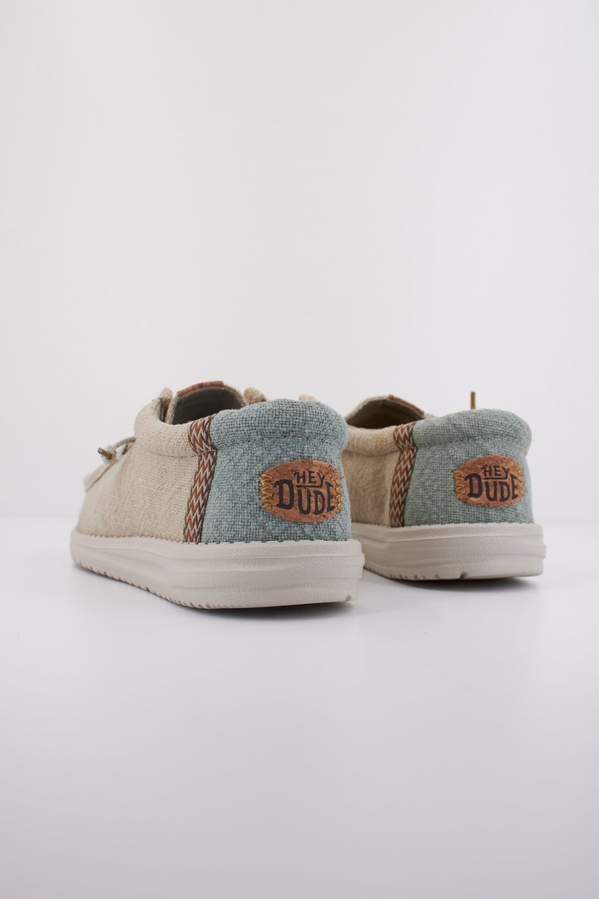 HEY DUDE WALLY JUTE en color BEIS (4)