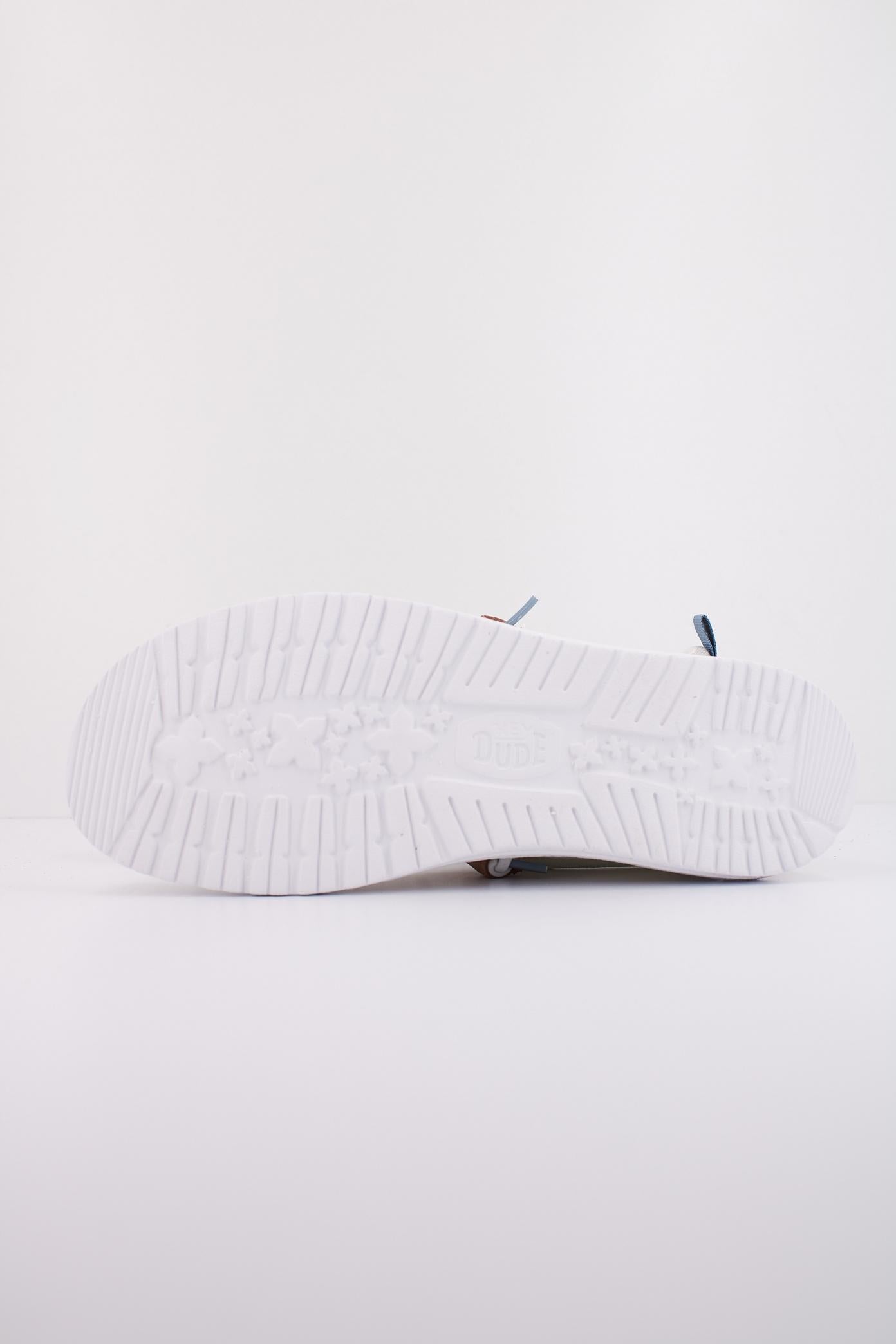 HEY DUDE WALLY SUMMER LINEN en color BLANCO (5)