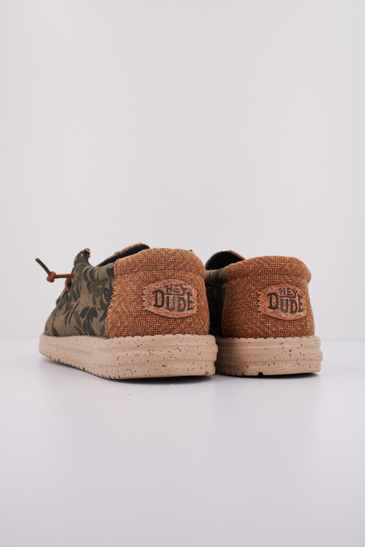 HEY DUDE WALLY PALM JUTE en color VERDE (4)