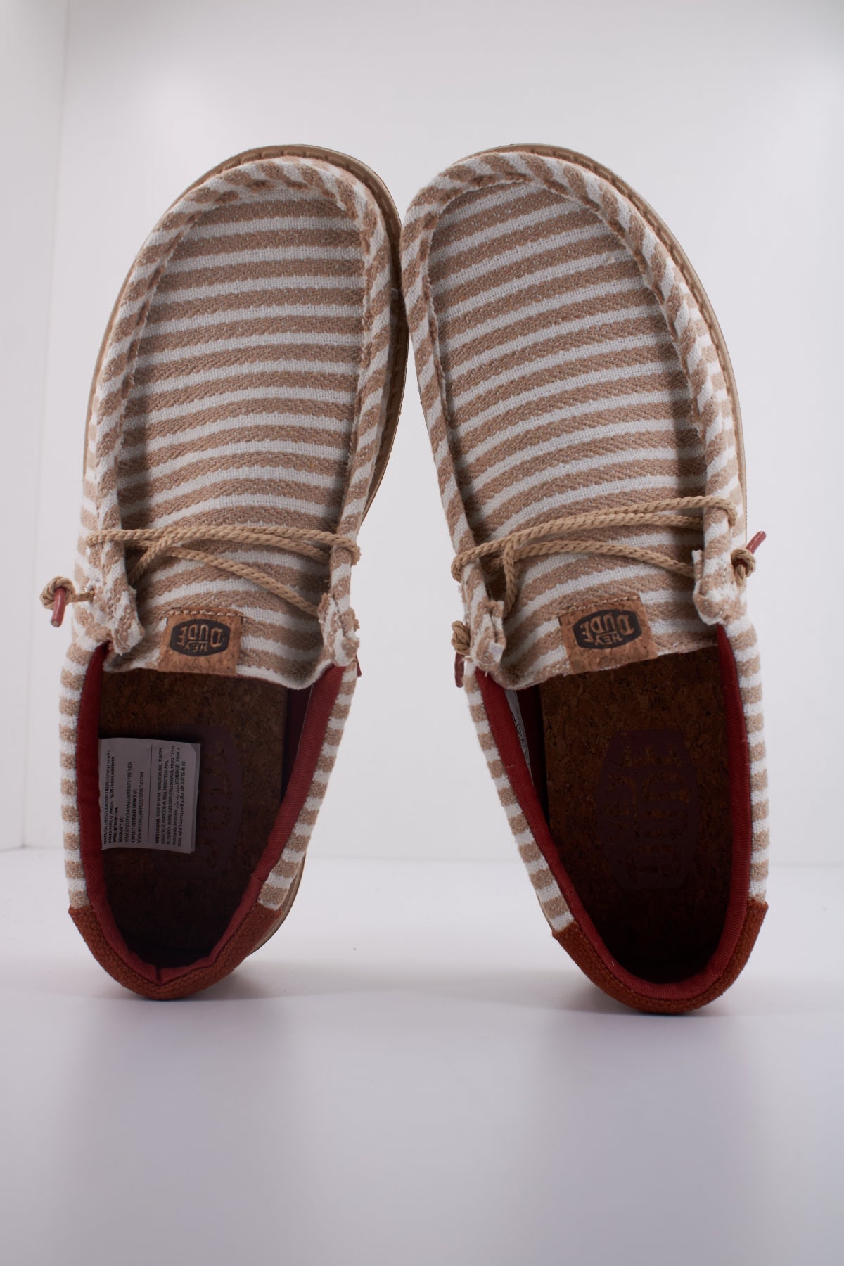 HEY DUDE WALLY RESORT en color MARRON CLARO (3)