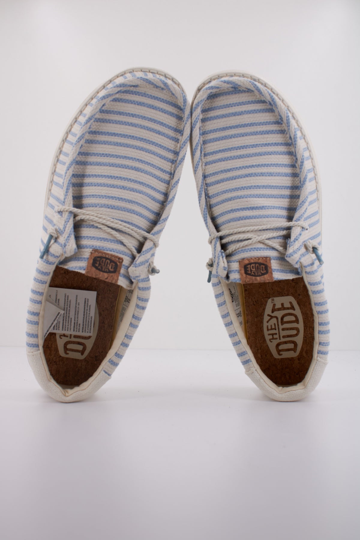 HEY DUDE WALLY RESORT en color BLANCO (3)