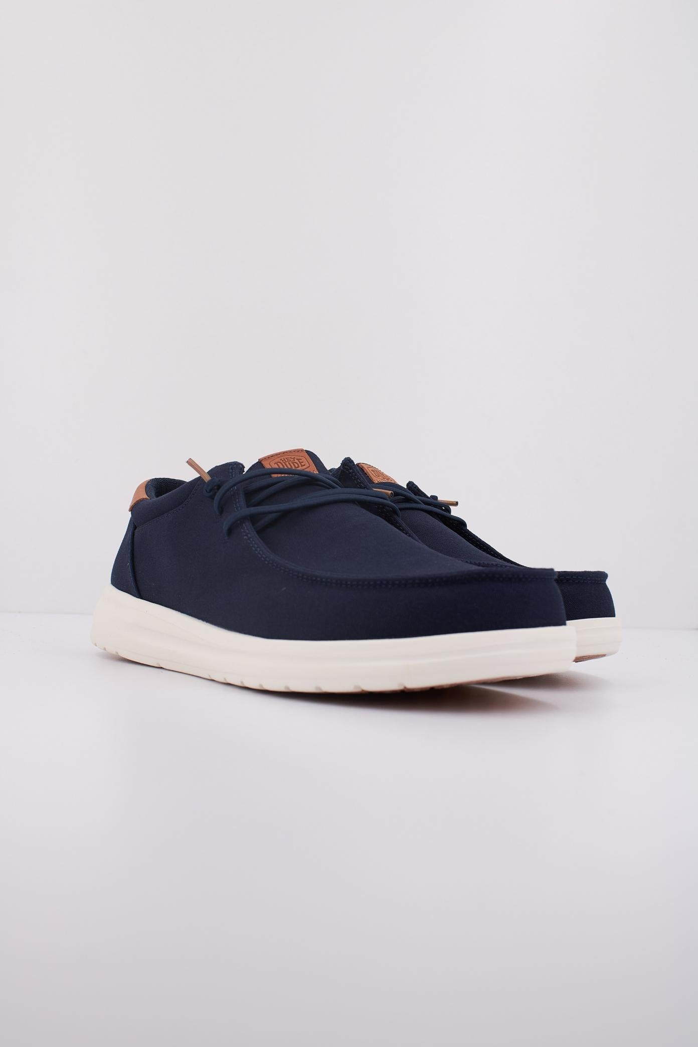 HEY DUDE PAUL CANVAS en color AZUL (2)