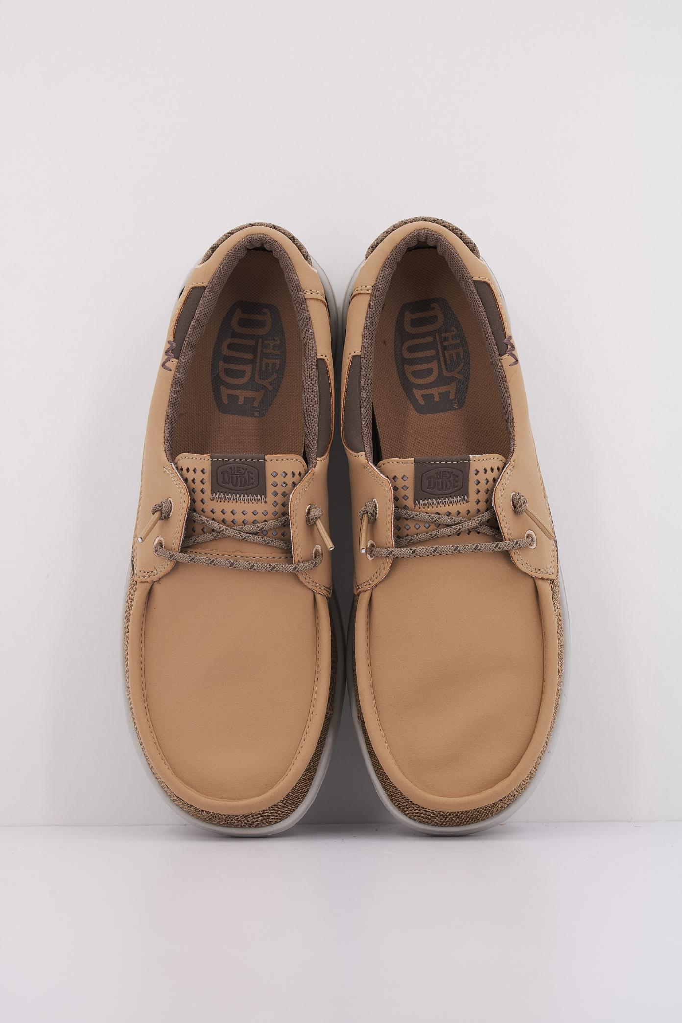HEY DUDE WEISH GRIP CLASSIC MESH en color MARRON CLARO (3)
