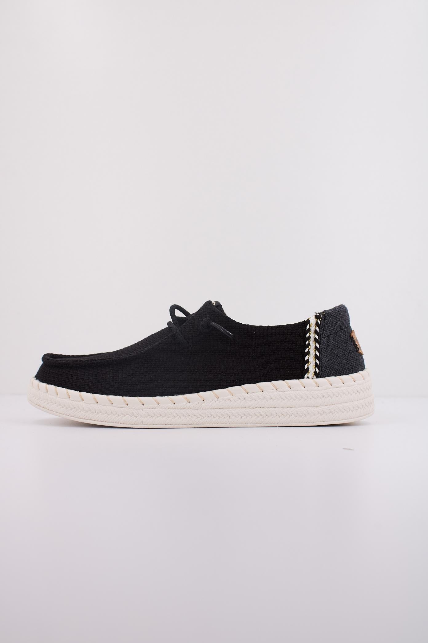 HEY DUDE WENDY ESPADRILLE WOVEN en color NEGRO (1)