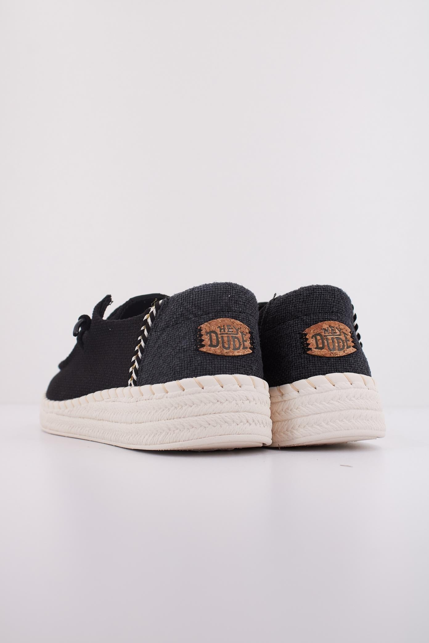 HEY DUDE WENDY ESPADRILLE WOVEN en color NEGRO (4)