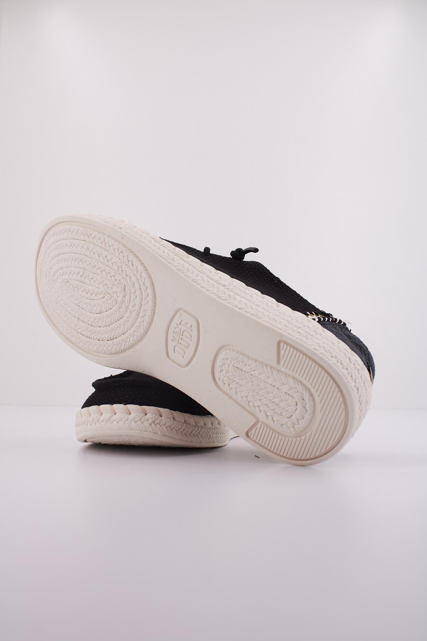 HEY DUDE WENDY ESPADRILLE WOVEN en color NEGRO (5)