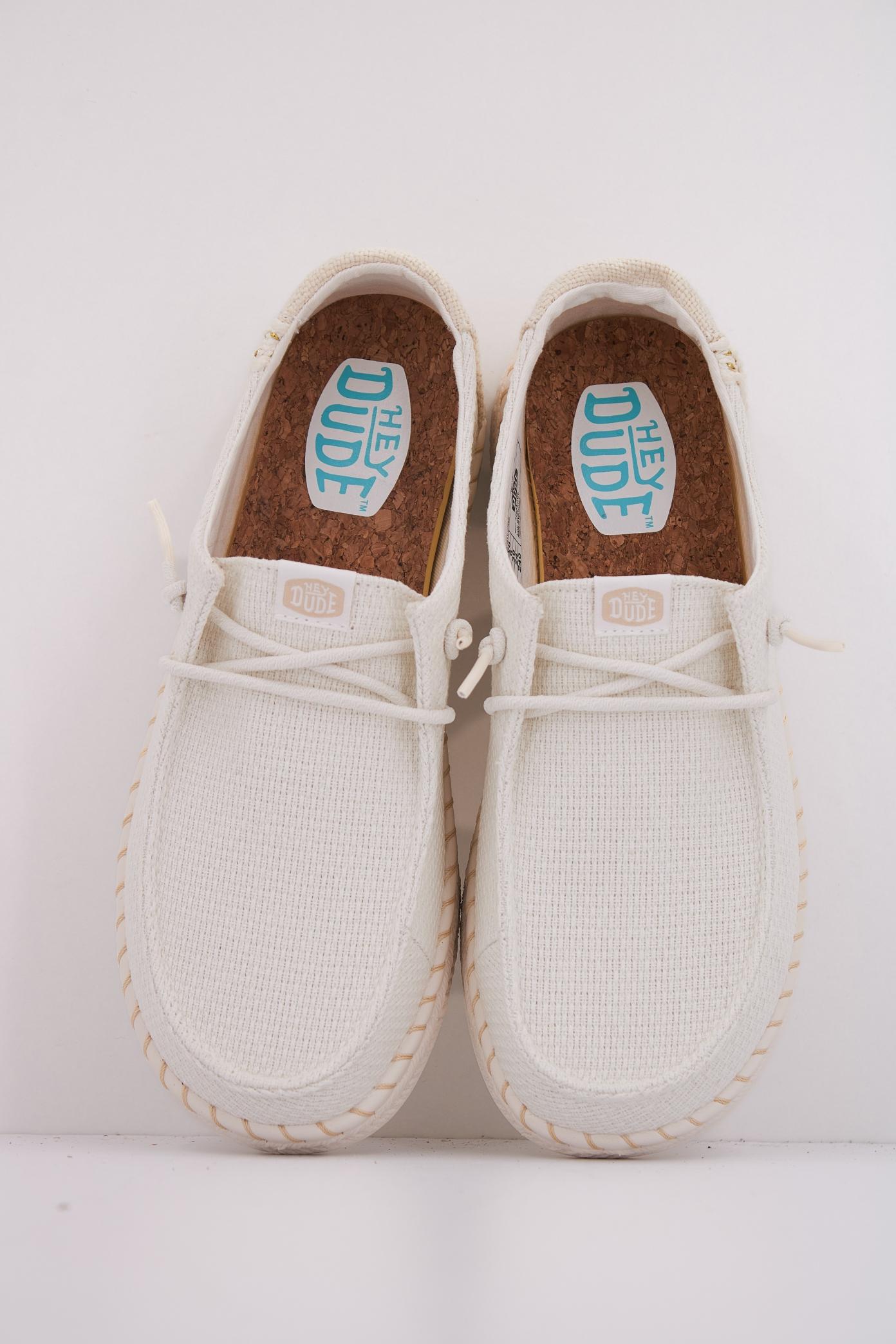 HEY DUDE WENDY ESPADRILLE WOVEN en color BLANCO (3)