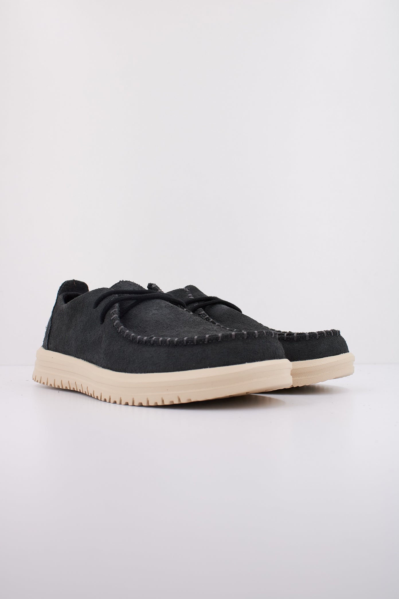 HEY DUDE NXT MOC en color GRIS (2)