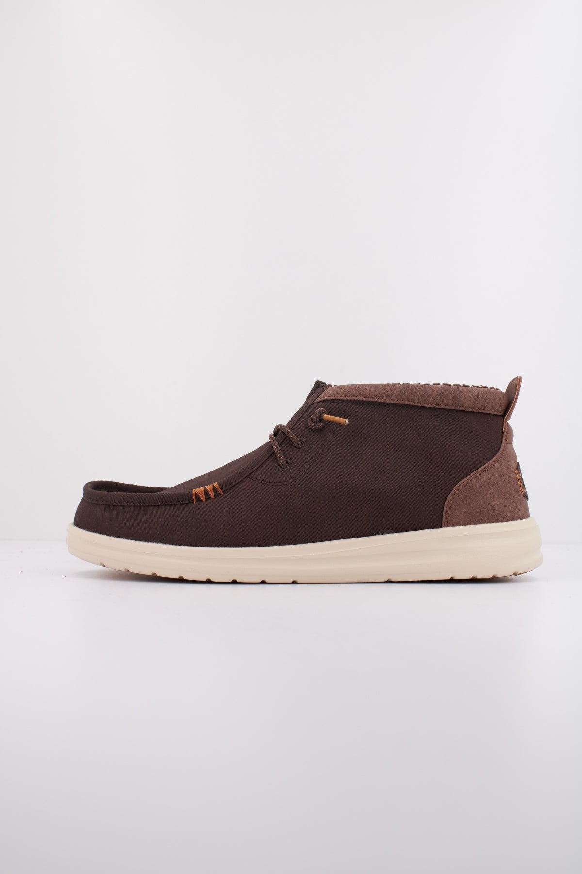 HEY DUDE WALLY MID GRIPR VIN CLAS en color MARRON (1)