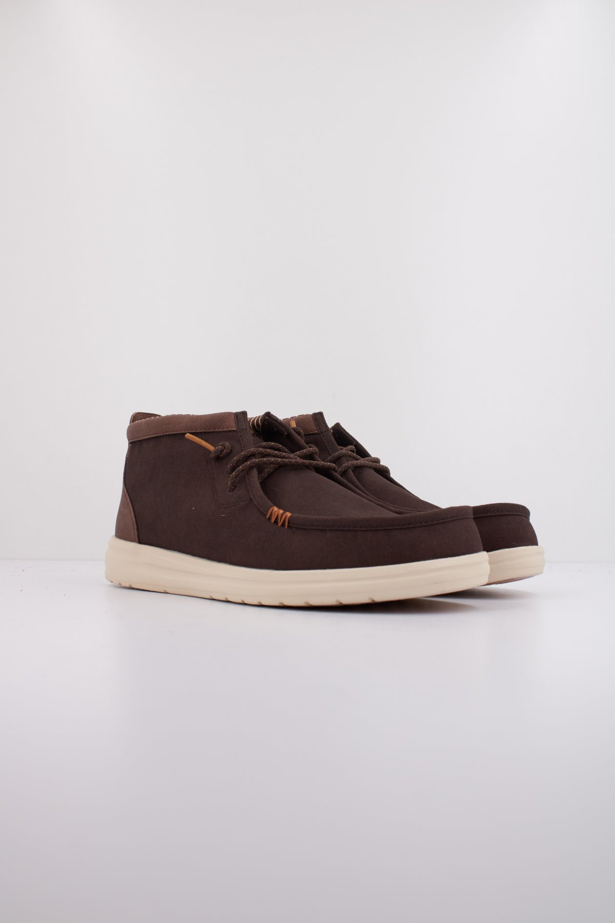 HEY DUDE WALLY MID GRIPR VIN CLAS en color MARRON (2)