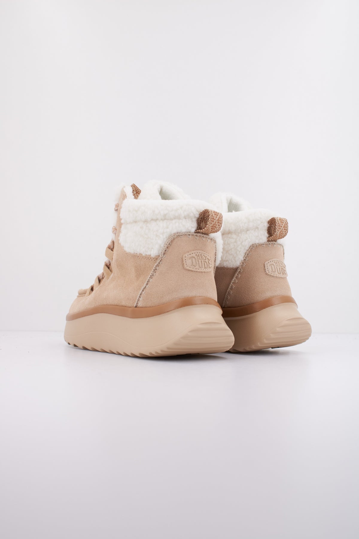 HEY DUDE WENDY PEAK APRES SUEDE C en color MARRON CLARO (4)