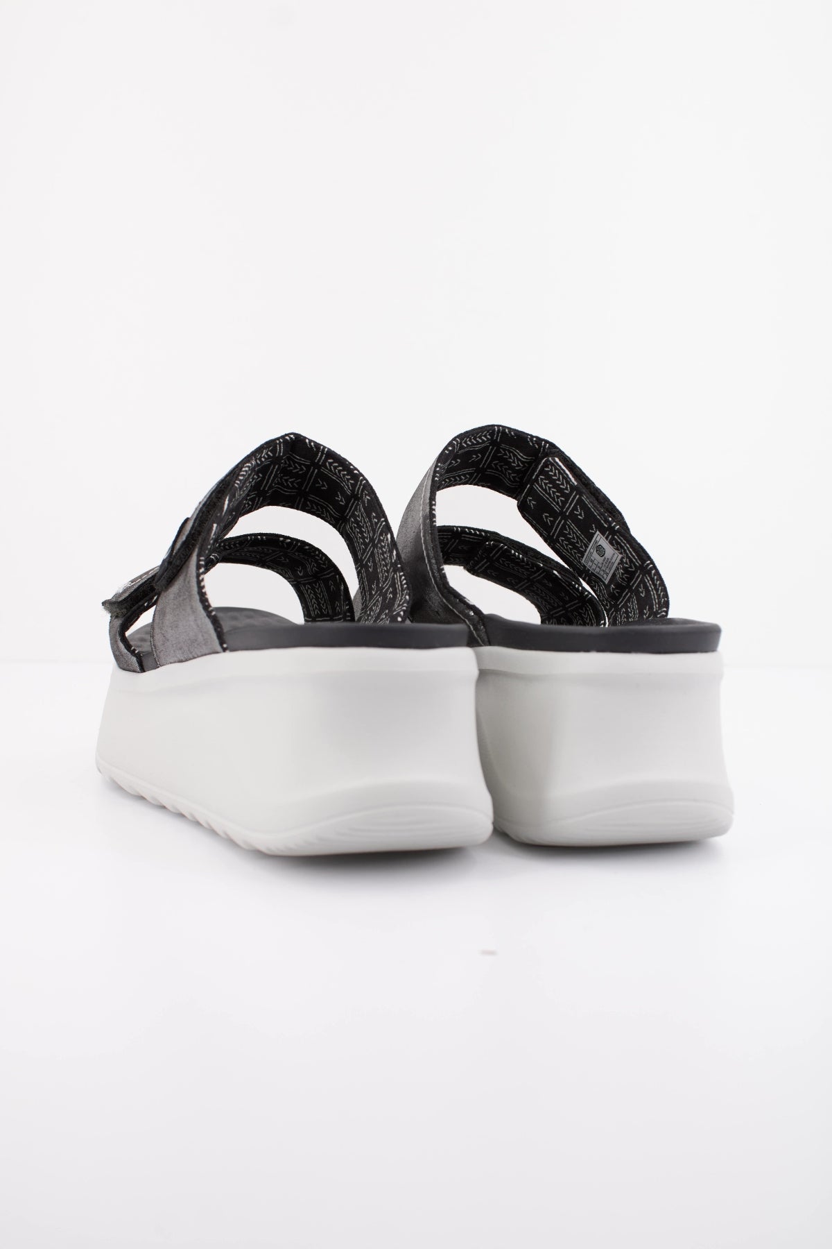 HEY DUDE DELRAY SLIDE CLASSIC en color PLATA (4)
