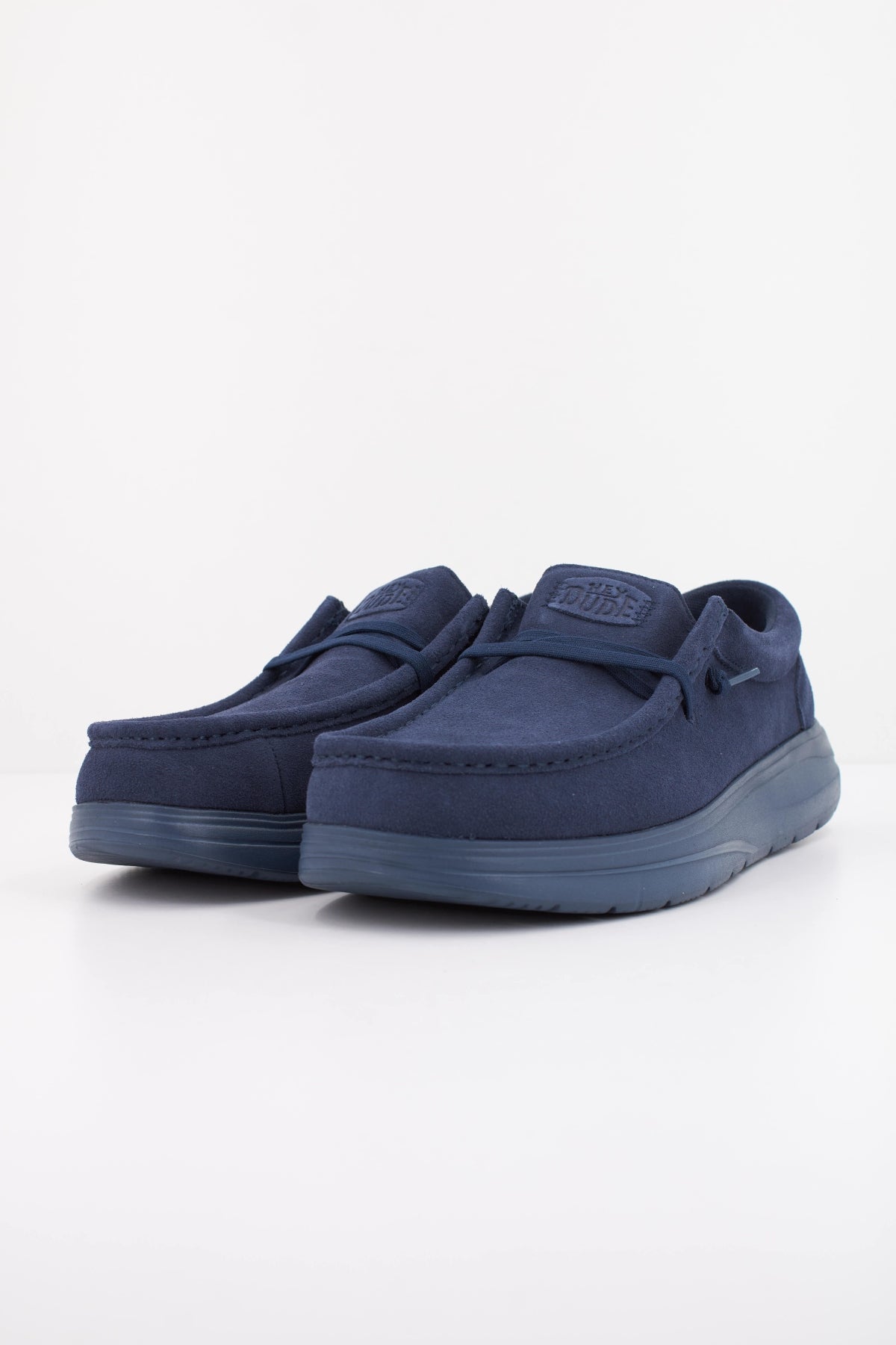 HEY DUDE WALLY X SUEDE en color AZUL (2)