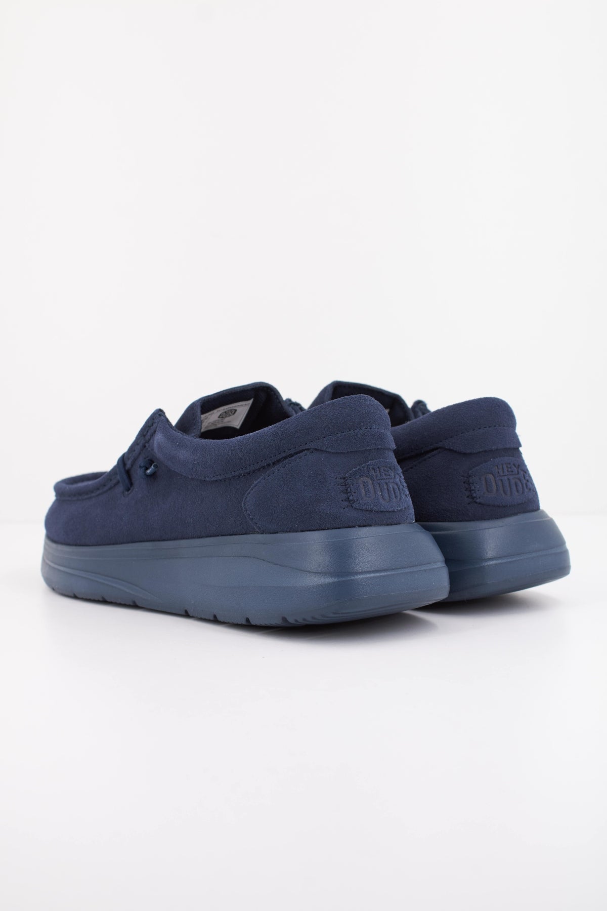 HEY DUDE WALLY X SUEDE en color AZUL (4)