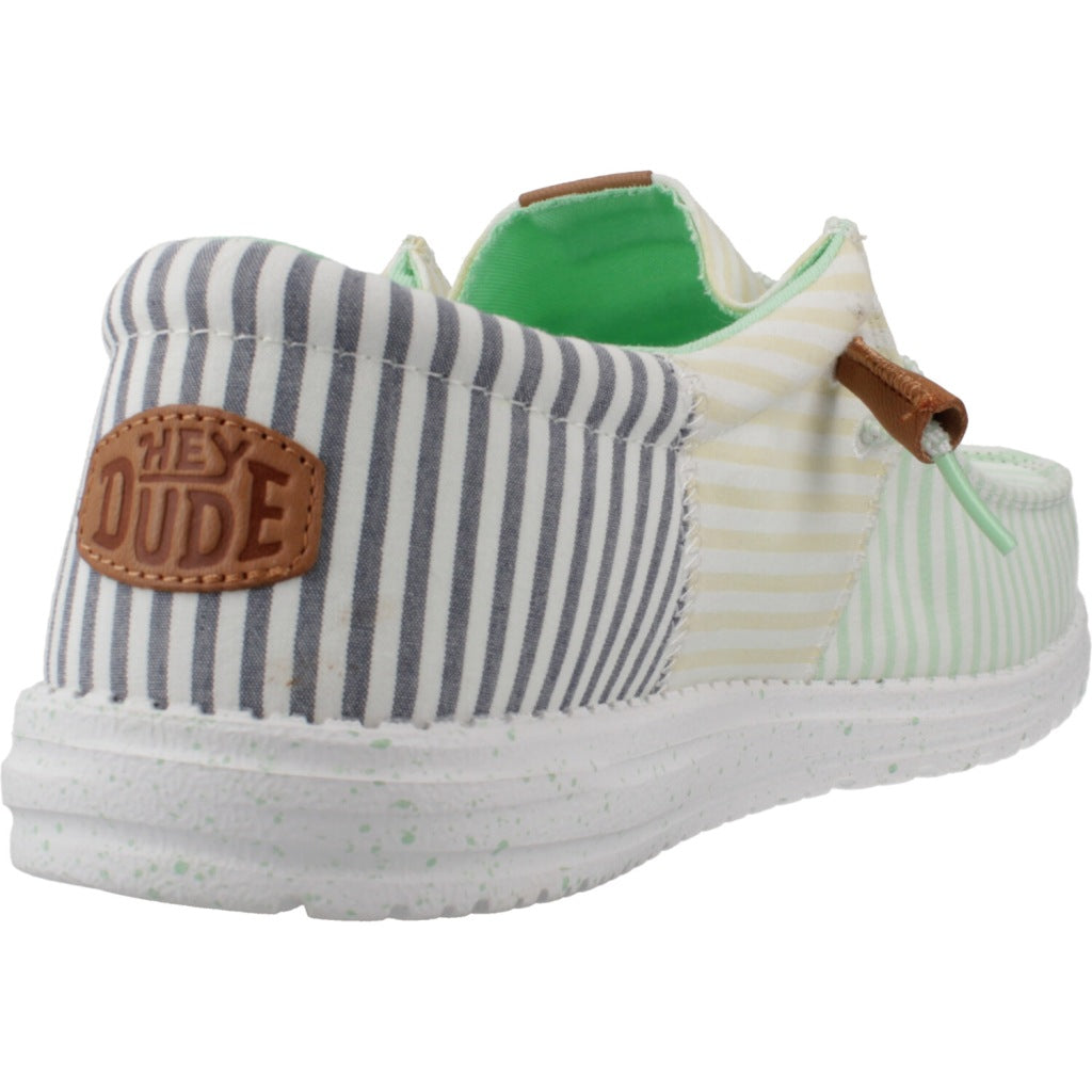 HEY DUDE WALLY TRI NU PREP en color VERDE (3)