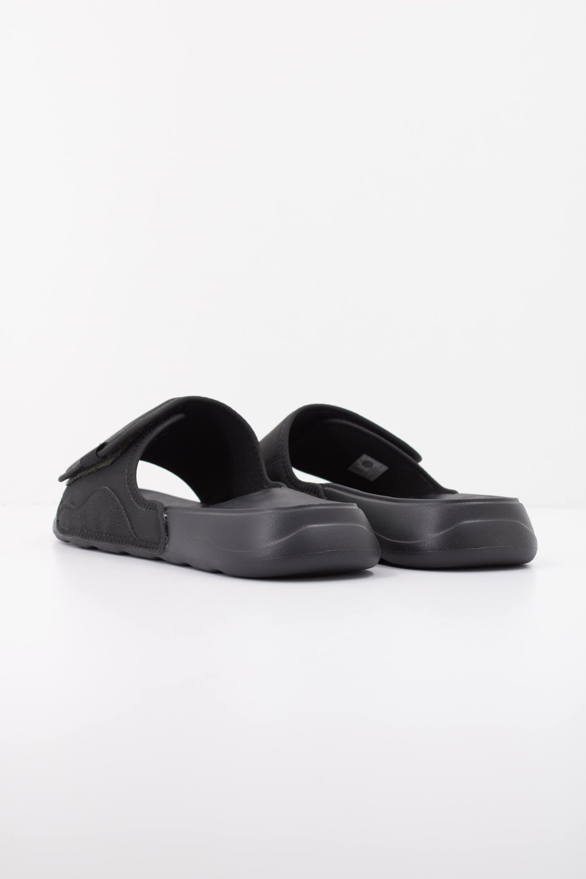 HEY DUDE SHORE SLIDE CLASSIC en color NEGRO (4)