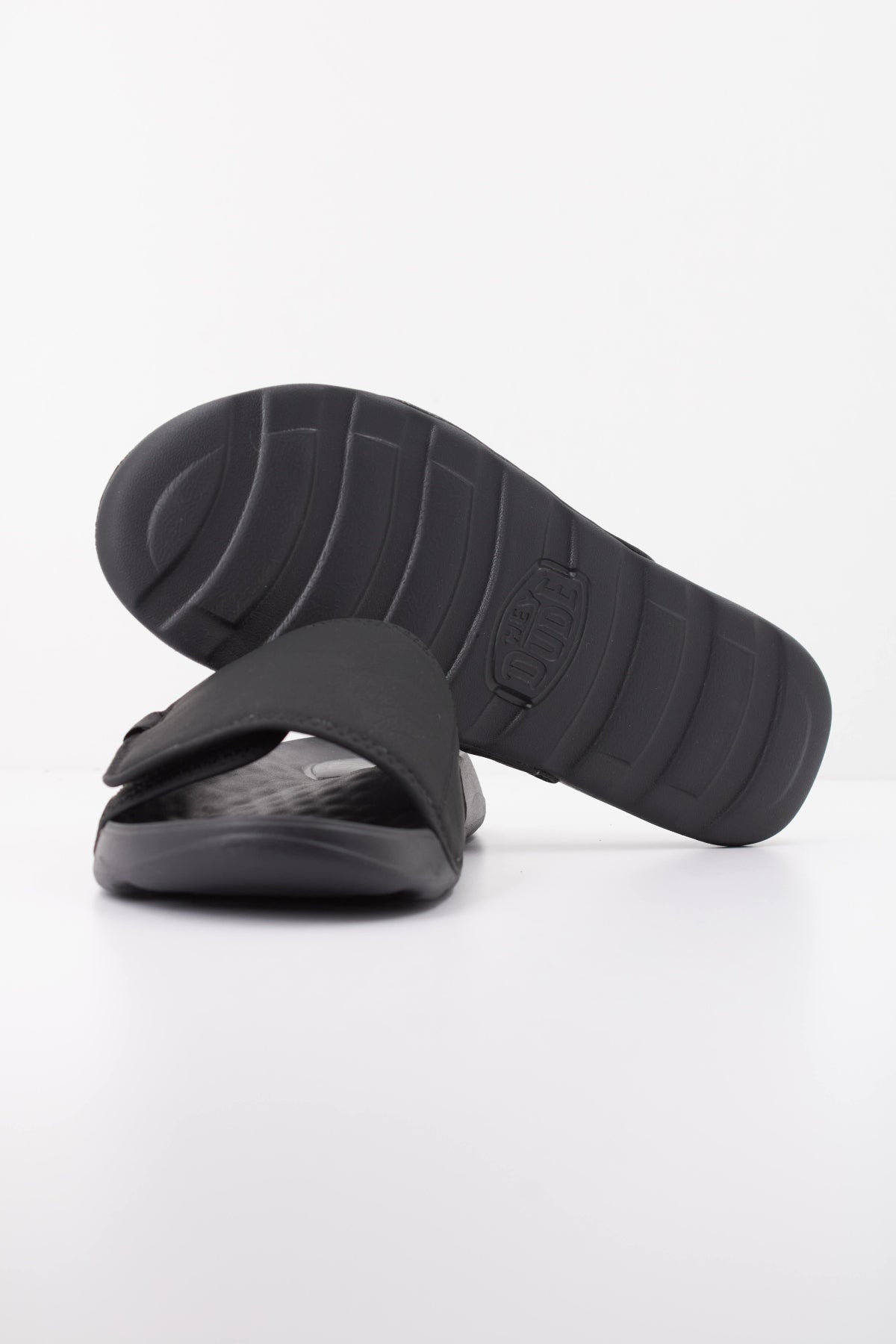 HEY DUDE SHORE SLIDE CLASSIC en color NEGRO (5)