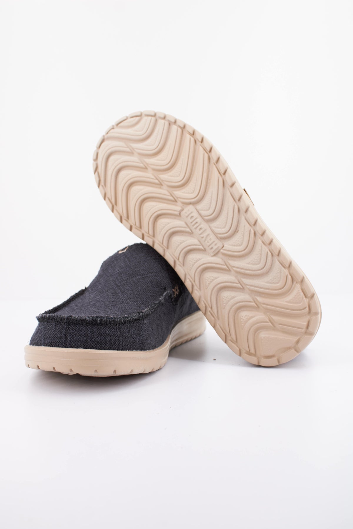 HEY DUDE MIKKA JUTE en color NEGRO (5)