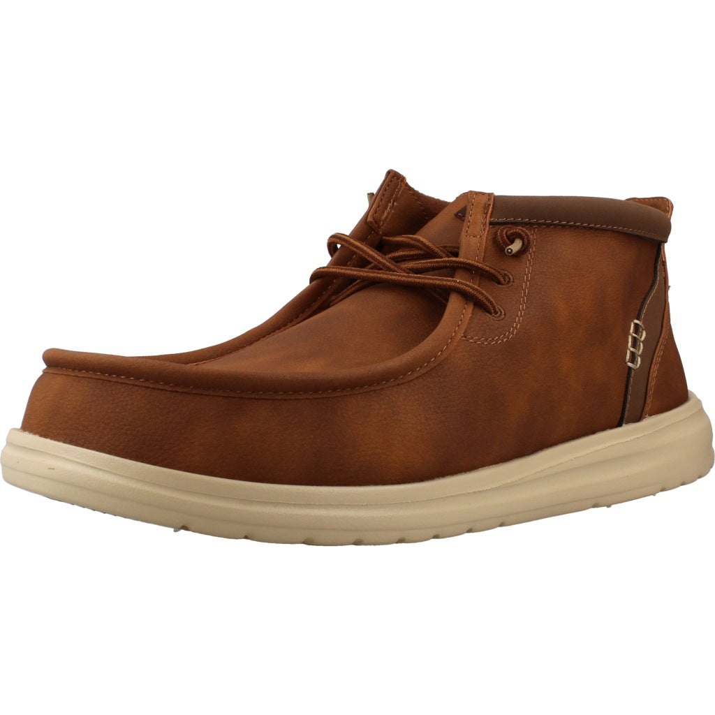 HEY DUDE HD WALLY MID GRIPR CLASSIC, en color MARRON CLARO (1)