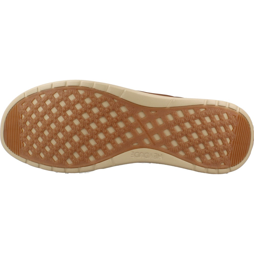 HEY DUDE HD WALLY MID GRIPR CLASSIC, en color MARRON CLARO (6)
