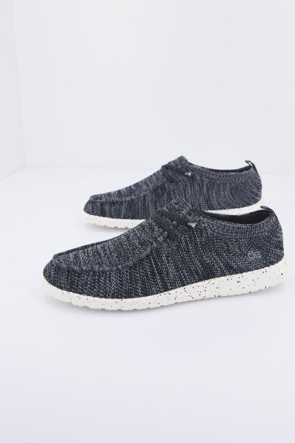 HEY DUDE WALLY KNIT en color GRIS (1)