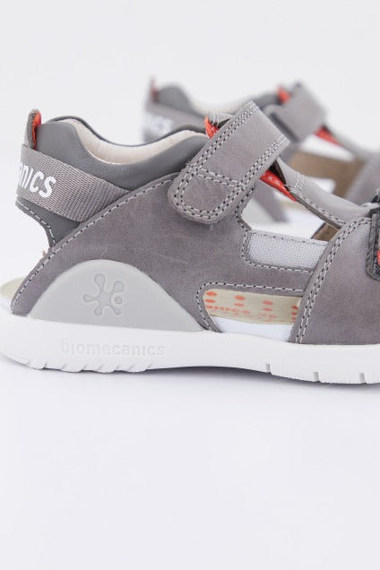 BIOMECANICS en color GRIS (4)
