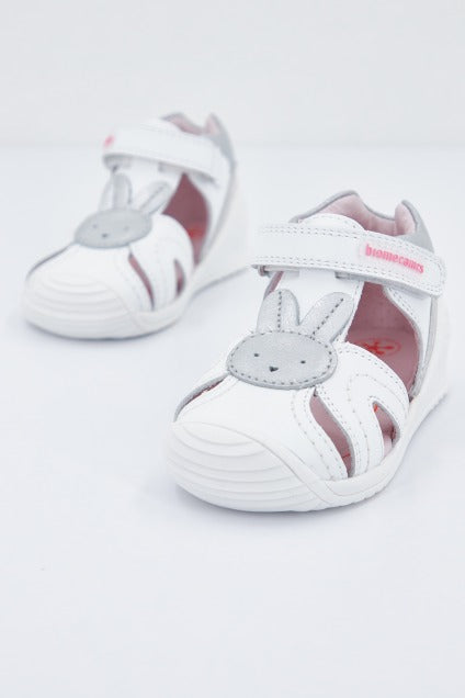 BIOMECANICS en color BLANCO (2)