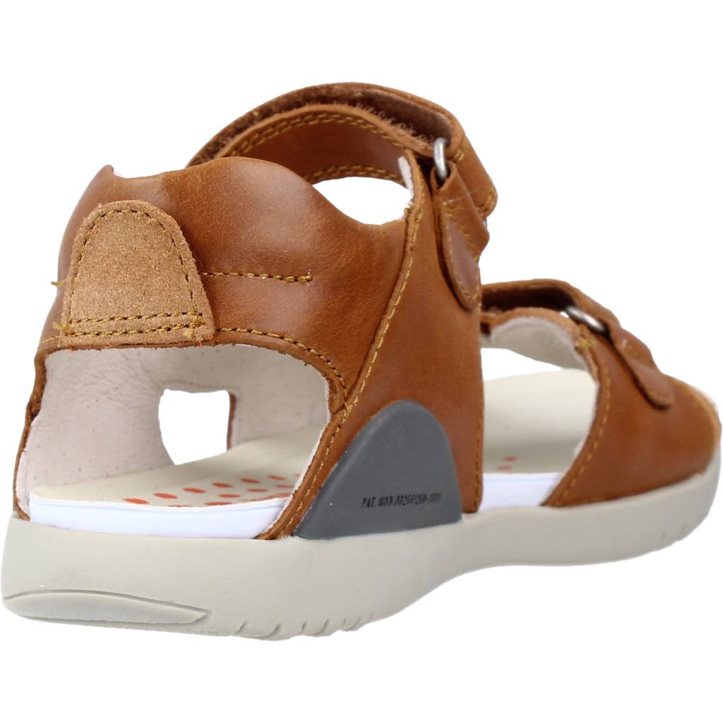 BIOMECANICS B en color MARRON (3)