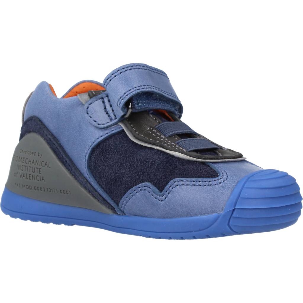 BIOMECANICS B en color AZUL (5)