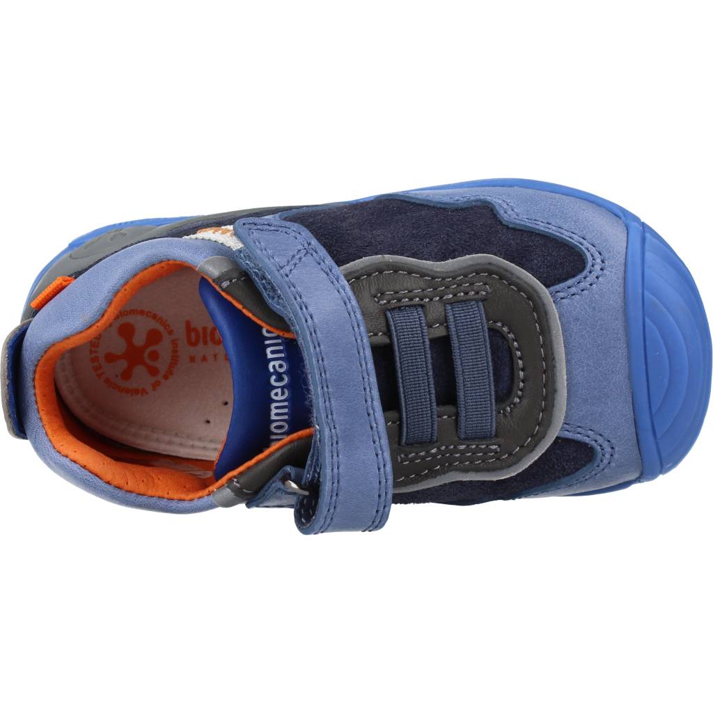 BIOMECANICS B en color AZUL (7)