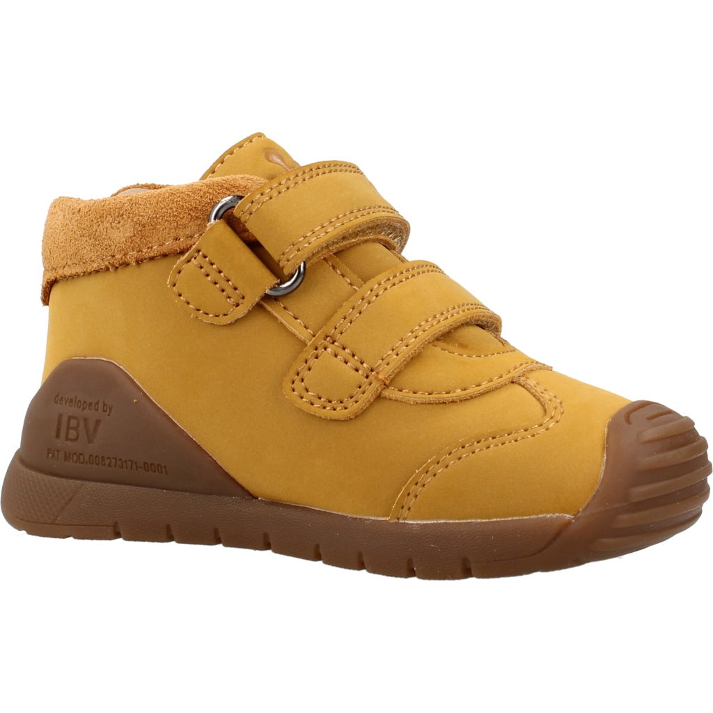 BIOMECANICS BOTIN URBAN TEX en color MARRON CLARO (5)