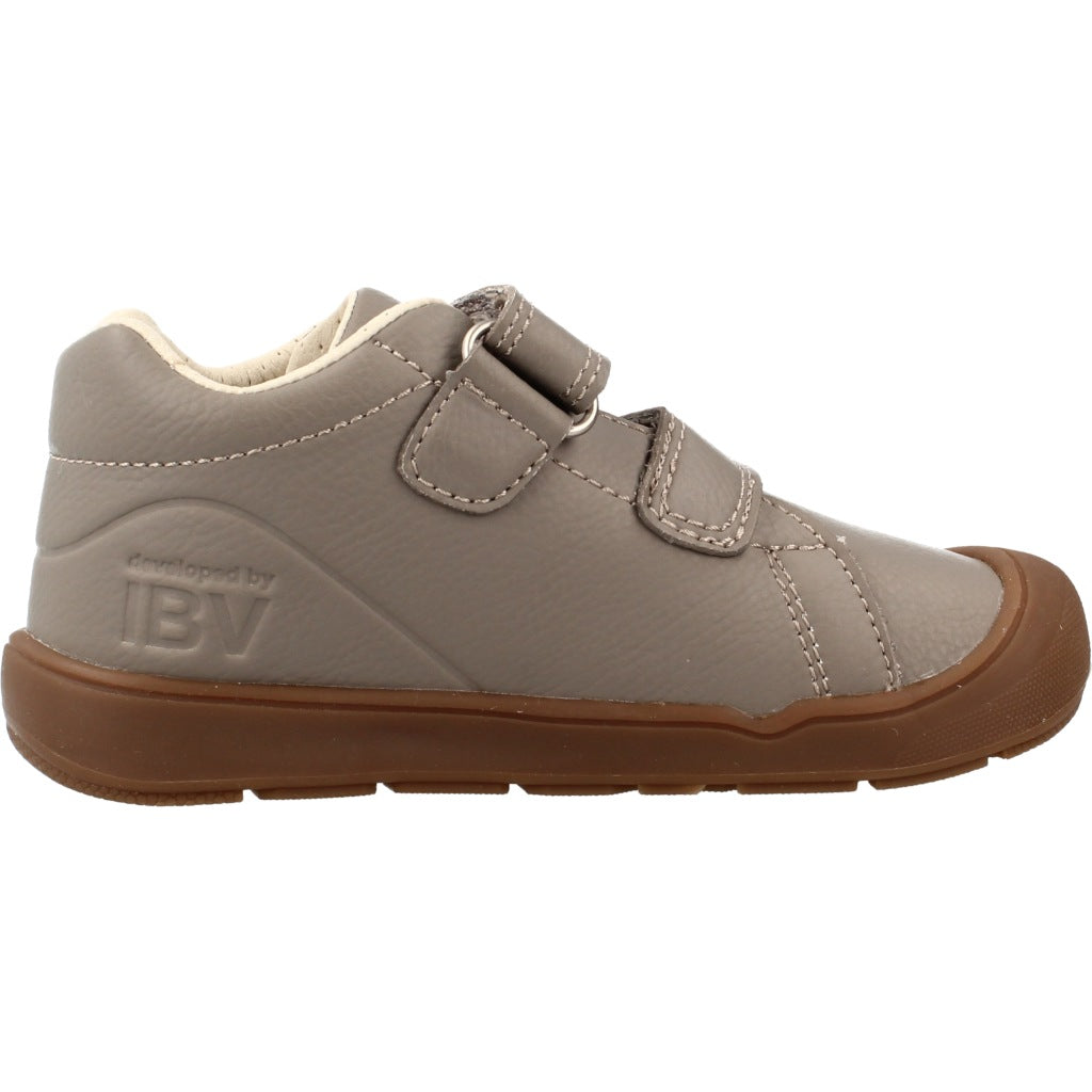 BIOMECANICS BOTIN BASICO en color GRIS (4)