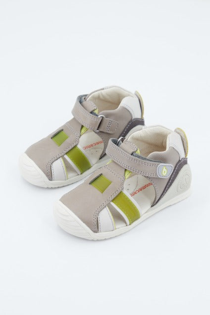 BIOMECANICS SANDALIA KAISER en color GRIS (1)