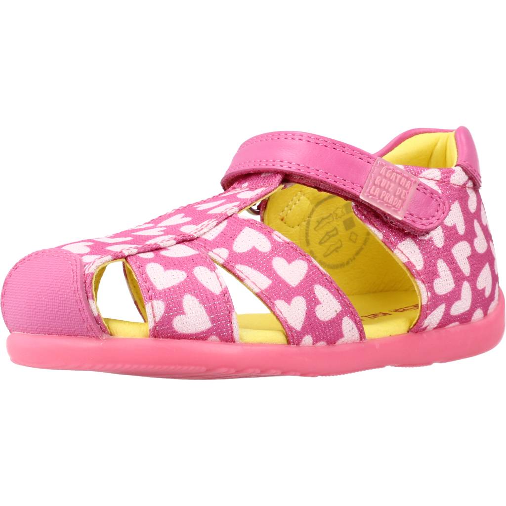 AGATHA RUIZ DE LA PRADA en color ROSA (1)