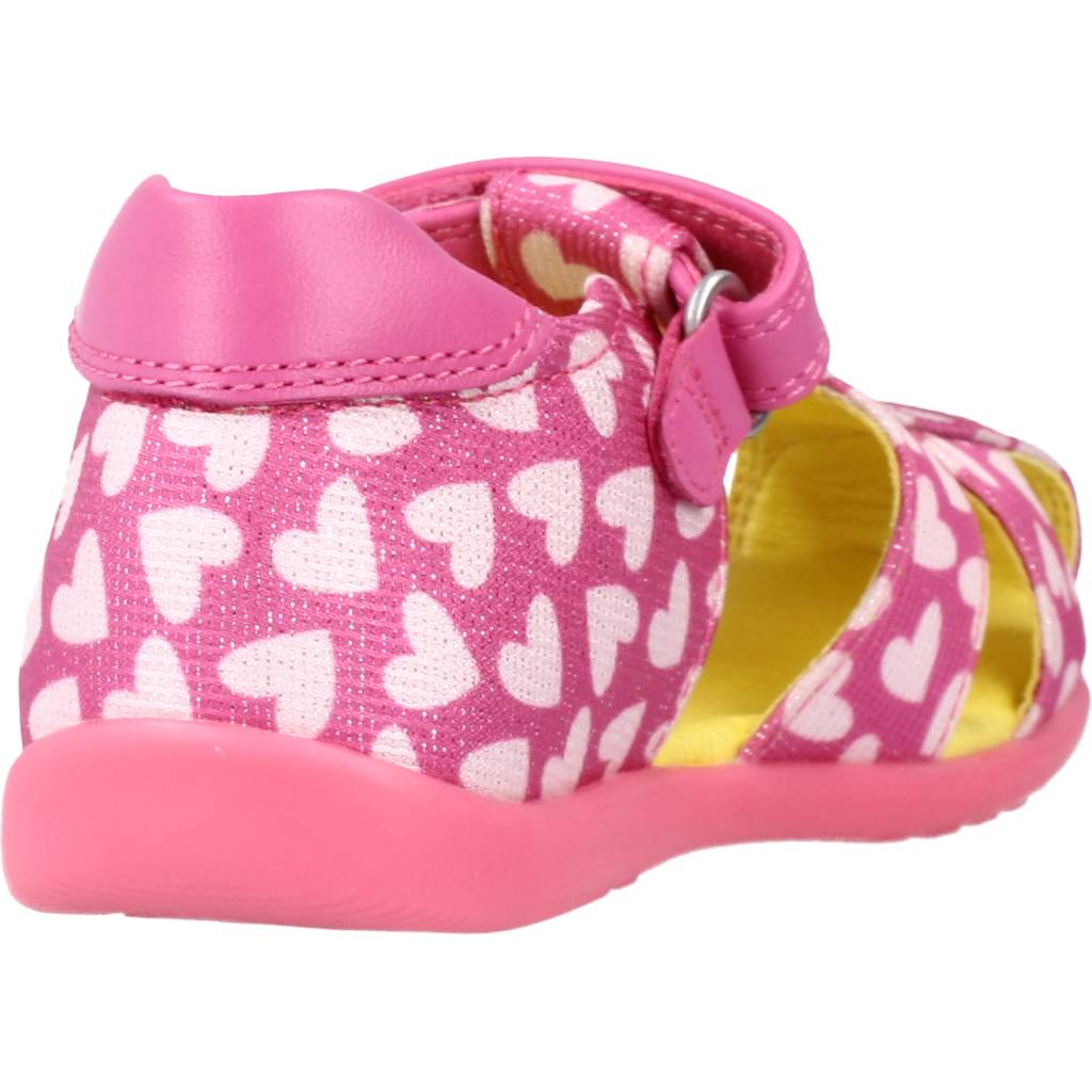 AGATHA RUIZ DE LA PRADA en color ROSA (3)