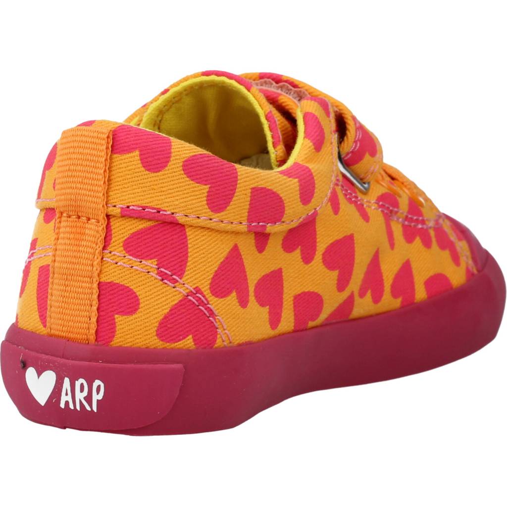 AGATHA RUIZ DE LA PRADA A en color NARANJA (3)