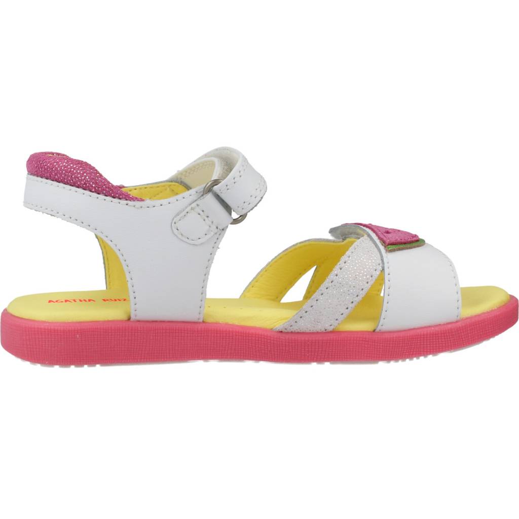 AGATHA RUIZ DE LA PRADA A en color BLANCO (4)