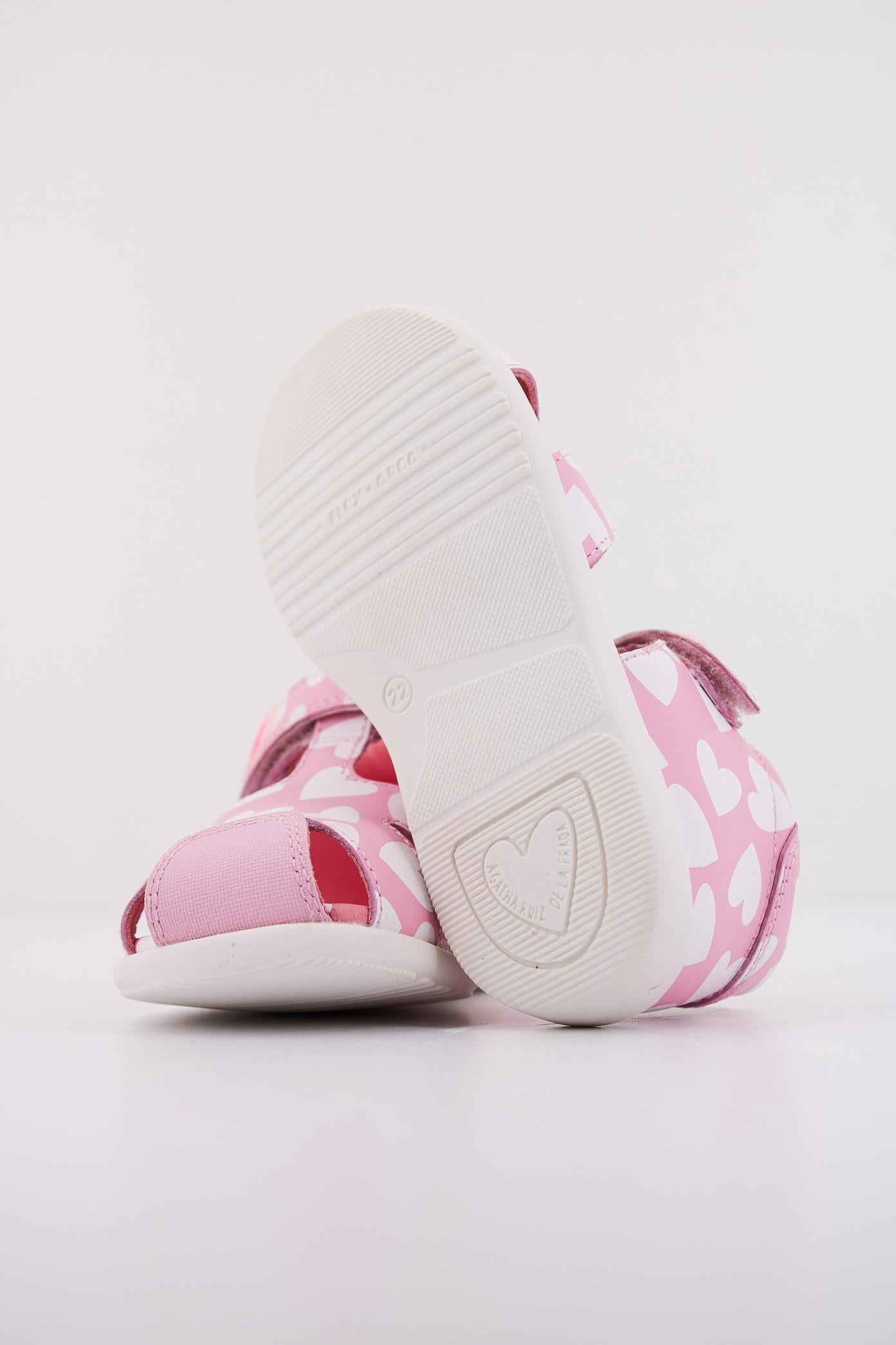 AGATHA RUIZ DE LA PRADA A en color ROSA (5)