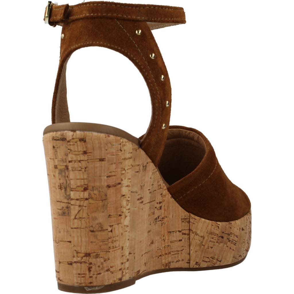 NERO GIARDINI ED en color MARRON (3)