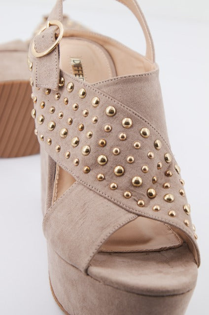 DIFFERENT en color MARRON CLARO (4)