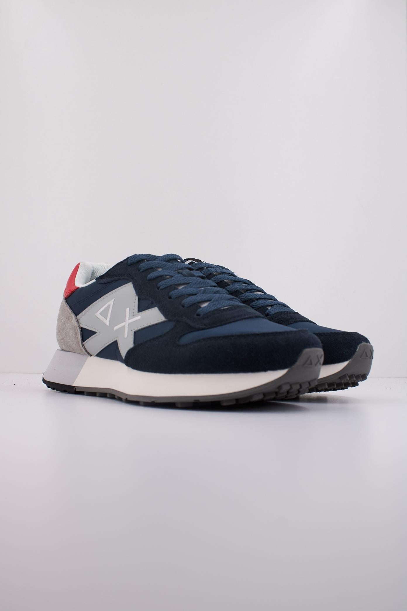 SUN JAKI . SOLID en color AZUL (2)