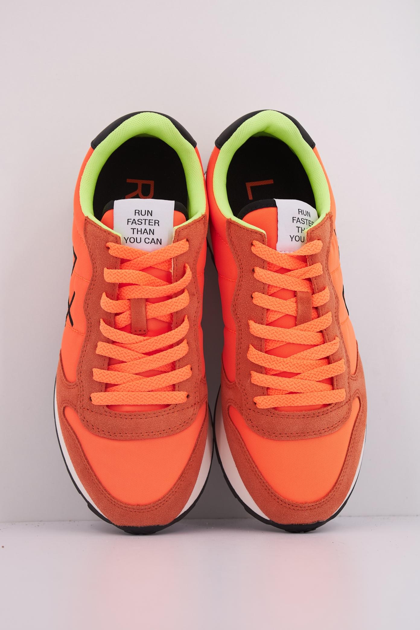 SUN TOM SOLID NYLON en color NARANJA (3)