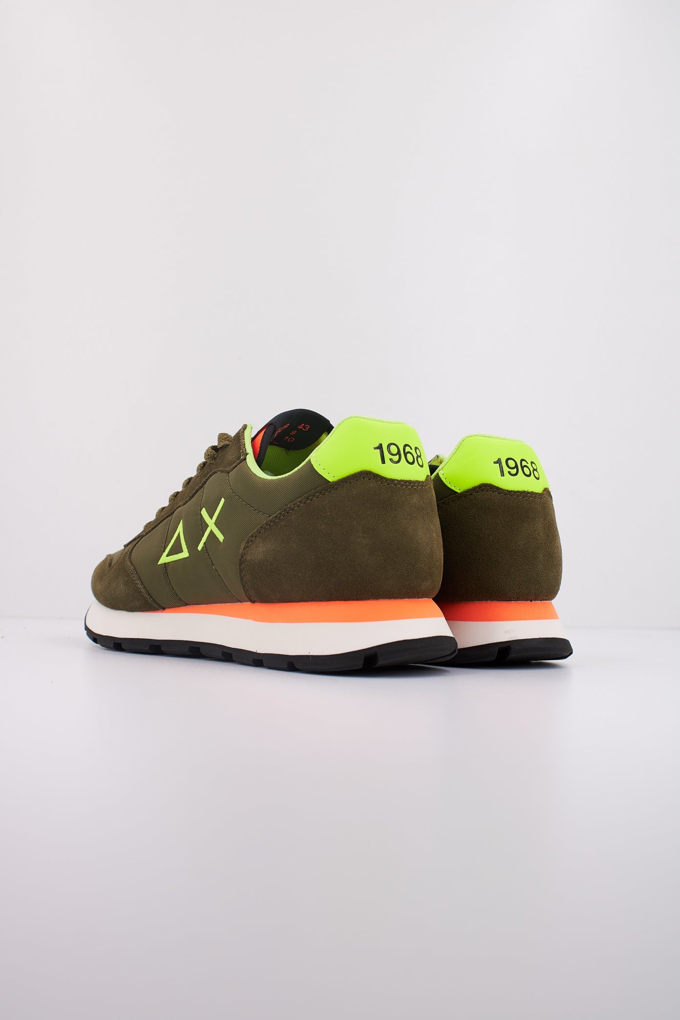 SUN TOM SOLID FLUO en color VERDE (4)