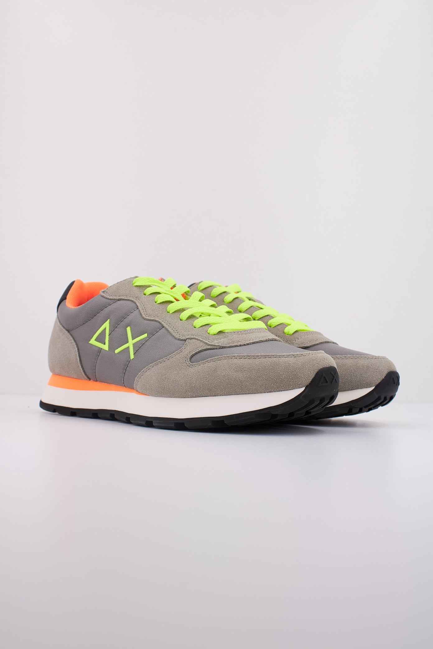 SUN TOM SOLID FLUO en color GRIS (2)