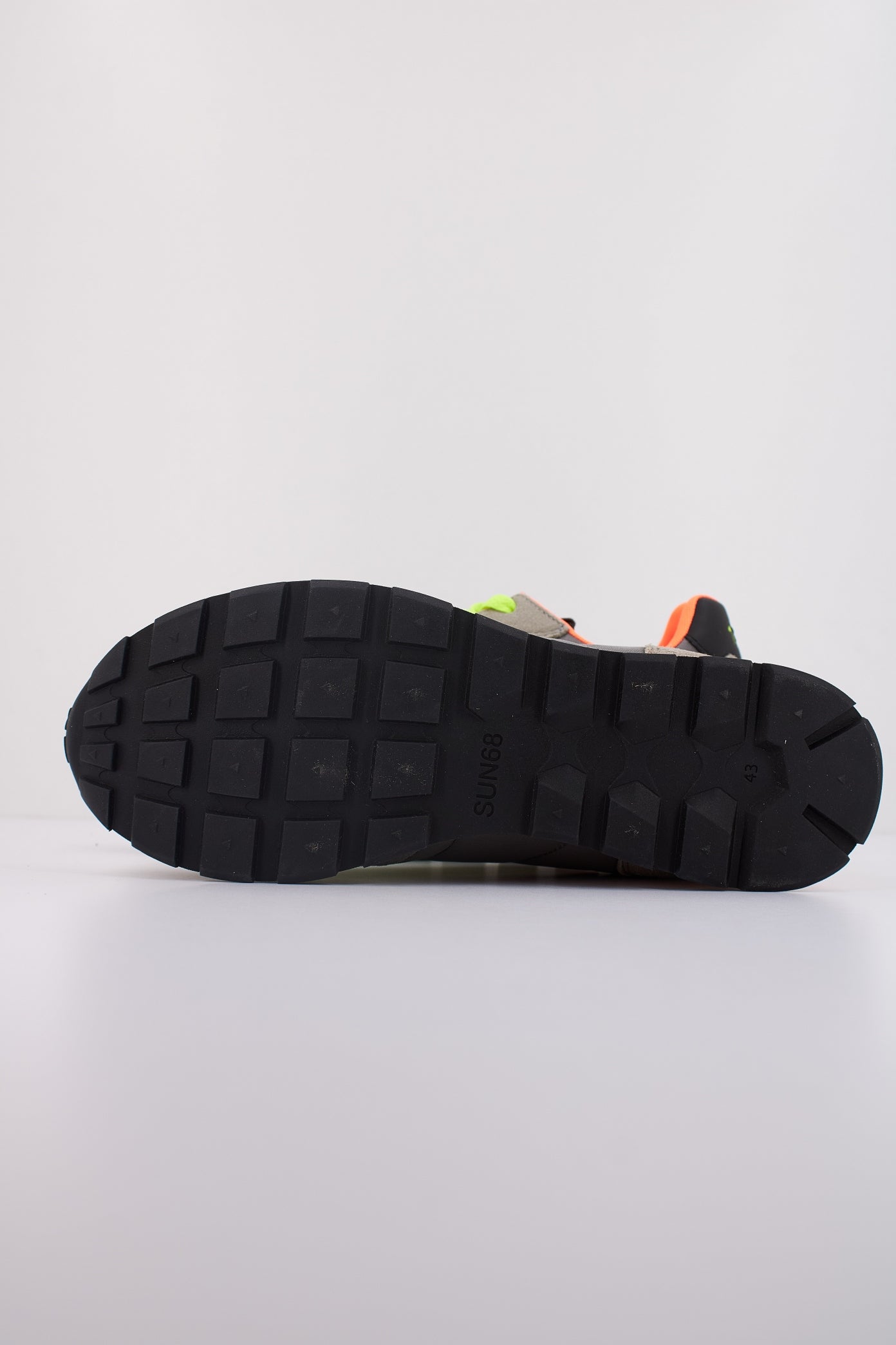 SUN TOM SOLID FLUO en color GRIS (5)