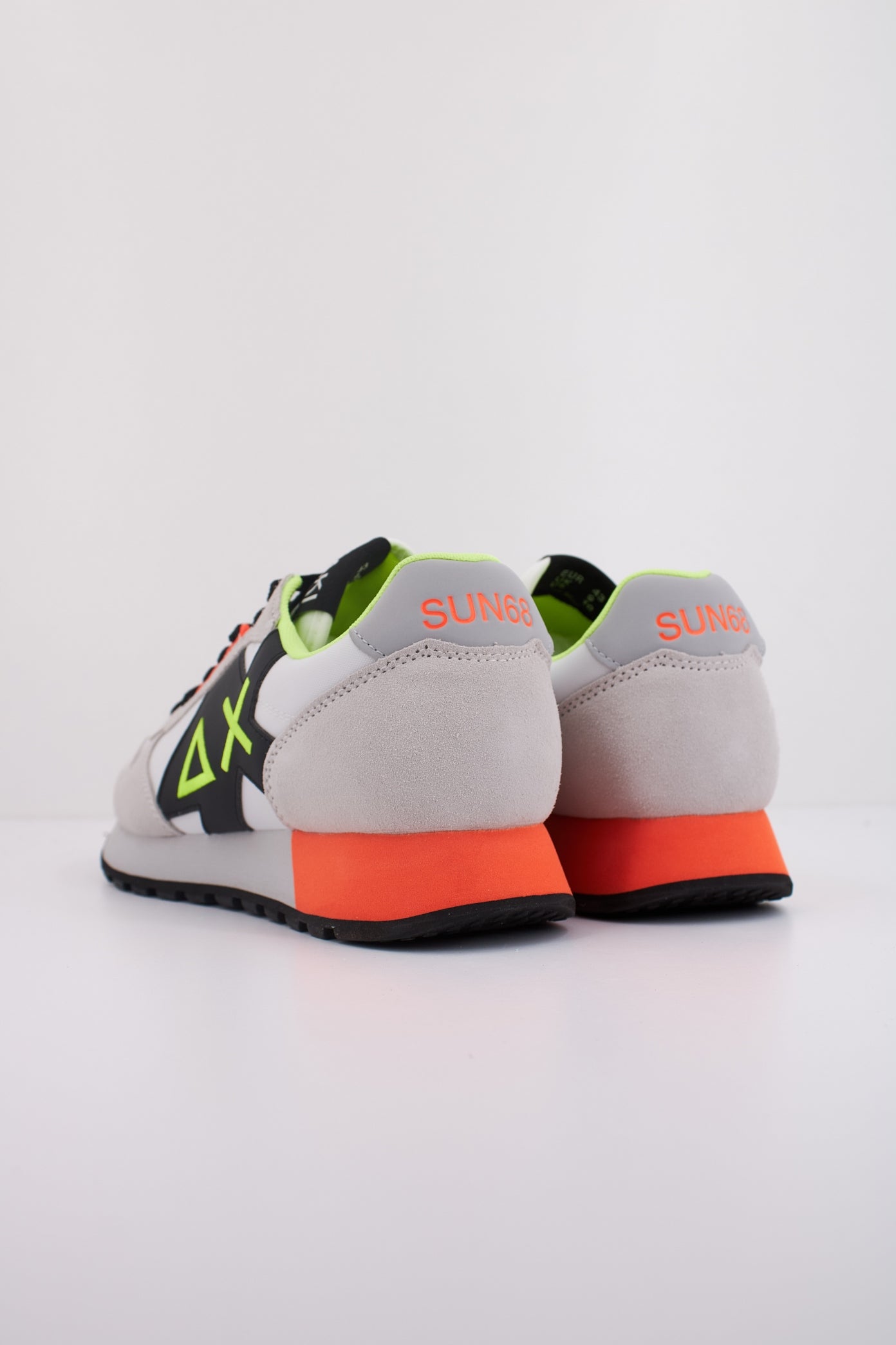 SUN JAKI FLUO en color BLANCO (4)