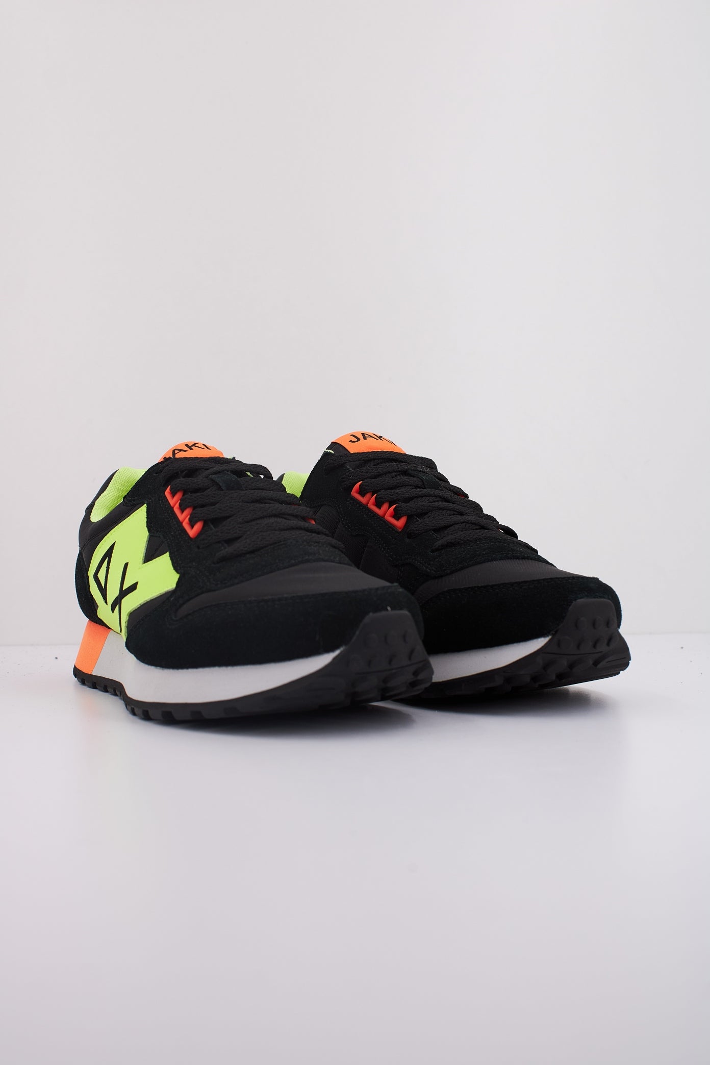 SUN JAKI FLUO en color NEGRO (2)