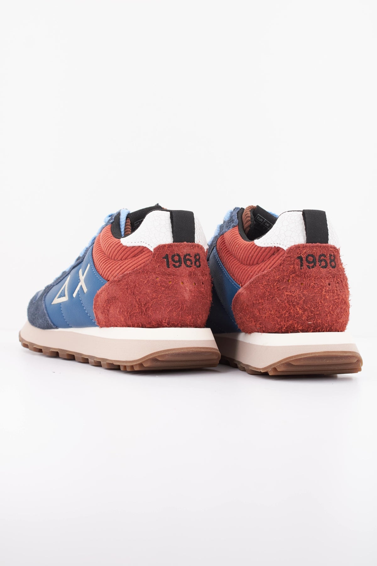 SUN TOM . WINTER MID en color AZUL (4)