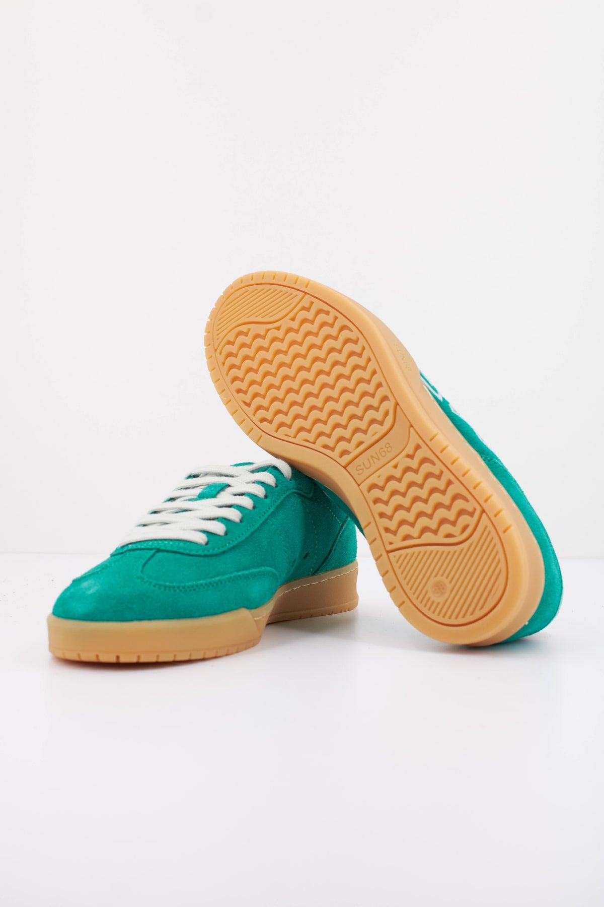 SUN CALIFORNIA SUN SUEDE en color VERDE (5)